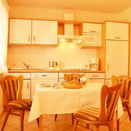 Holiday home Braband - Rugenbargsweg 23